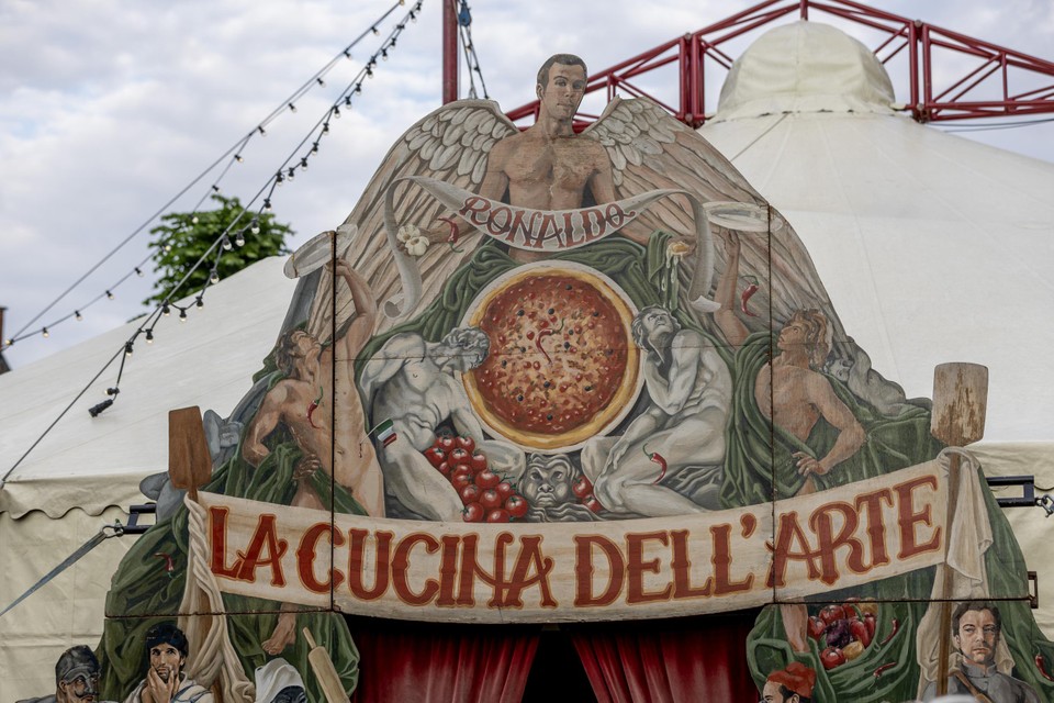 Circus Ronaldo speelt maar liefst 5 keer de  voorstelling La Cucina dell’Arte.