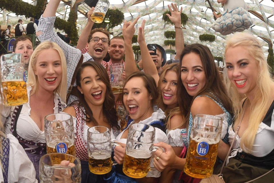 Zo kennen we het Oktoberfest in München: veel Wein (of liever: bier), Weib und Gesang. 