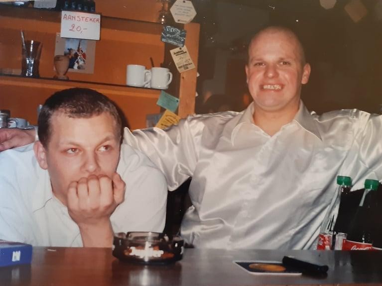 Michel Van Hoof (rechts) met zijn toenmalige tapper Gert Van Dyck eind jaren negentig.