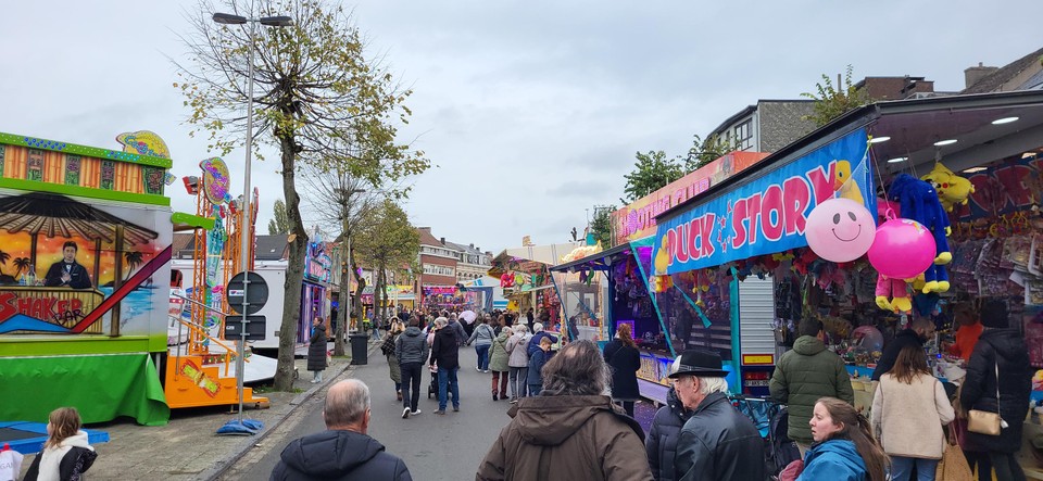 The funfair is one of the largest in the region. 