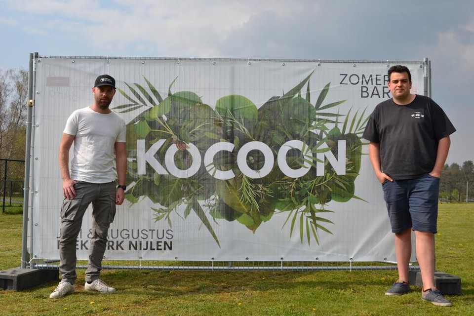 Stef Roevens (links) organiseert Naale Jaarmet in Beekpark.