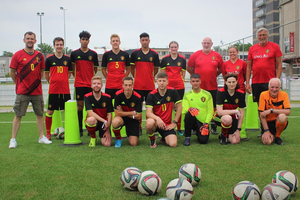 Het nationale Unified-team onder leiding van Piet den Boer (rechts).