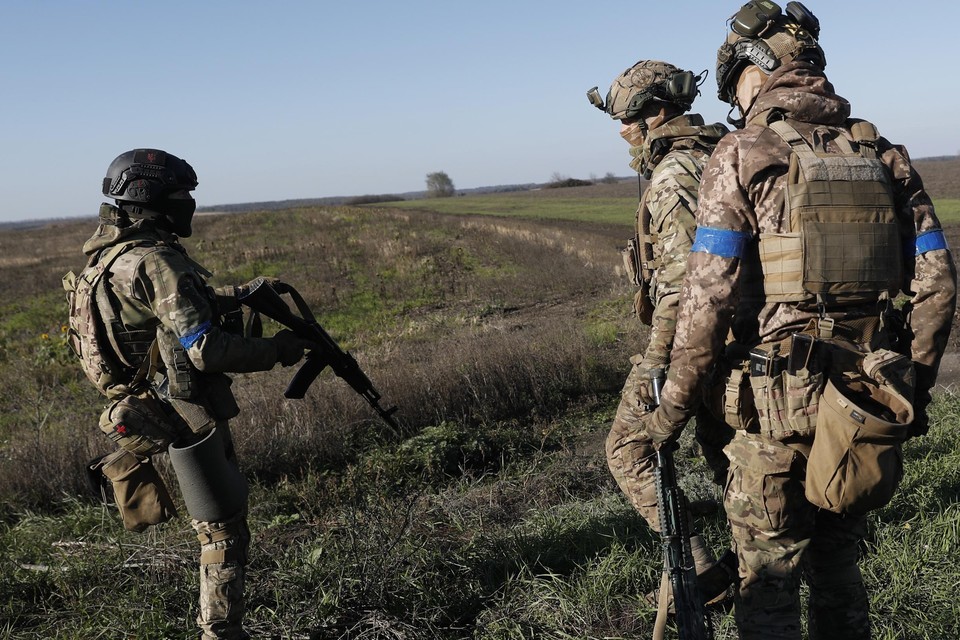 Oekraïense soldaten aan het front. (illustratiebeeld) 