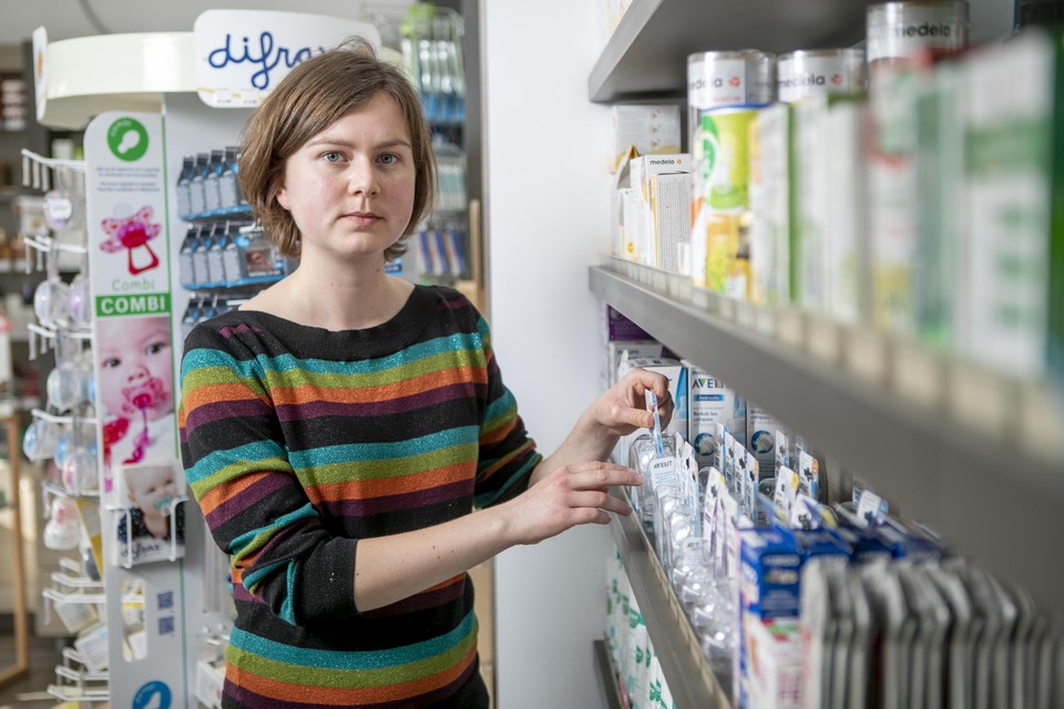 Medewerkster Anne Vervoort ging donderdag gewoon weer aan de slag.