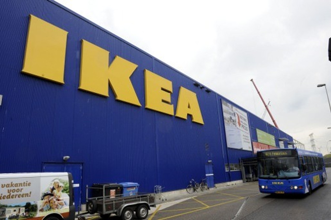 Armoedig goochelaar Gedachte Nu ook verdacht pakket bij Ikea in Delft - geen bom gevonden | Gazet van  Antwerpen Mobile