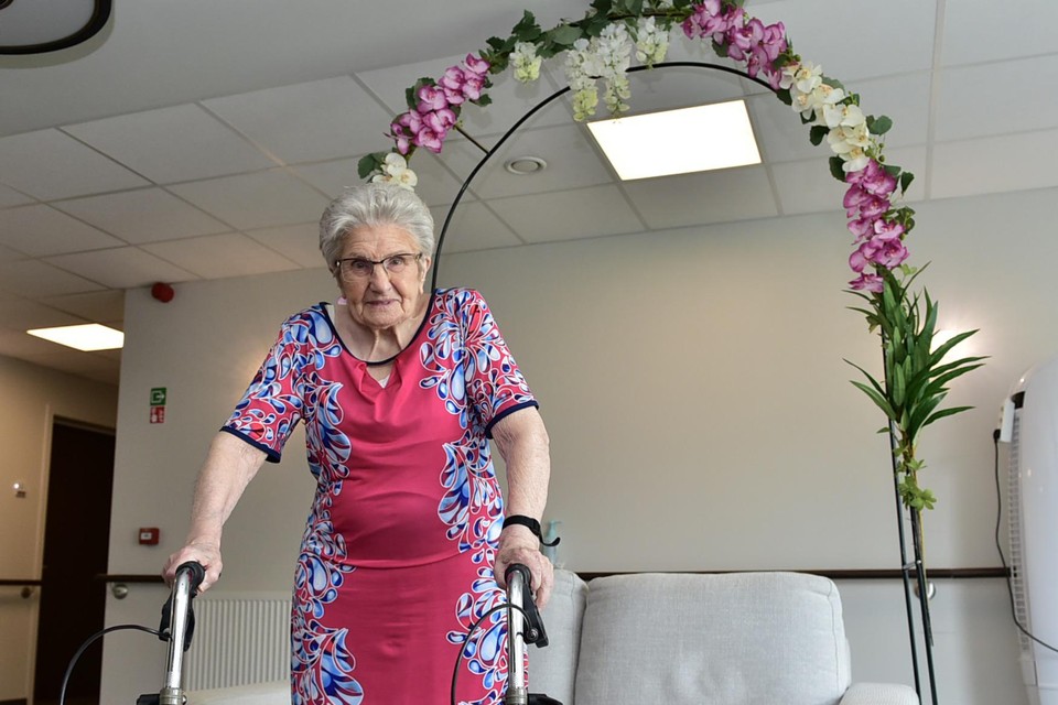 Rachel is op haar 100 jaar nog rad van tong.