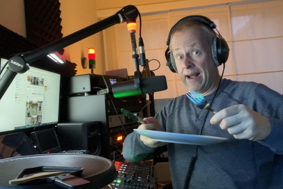 Patrick De Wolf presenteert met oudjaar een avondvullend liveprogramma op Reflex.  