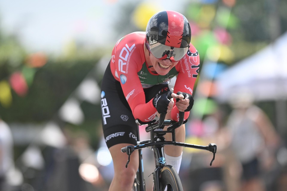 Sara Van de Vel blijft ondanks de tegenslag gemotiveerd voor zondag. “Hetgeen me vandaag overkomen is, wordt zondag de ideale motivatie om er voluit in te vliegen”, aldus de renster van Lotto Soudal Ladies.