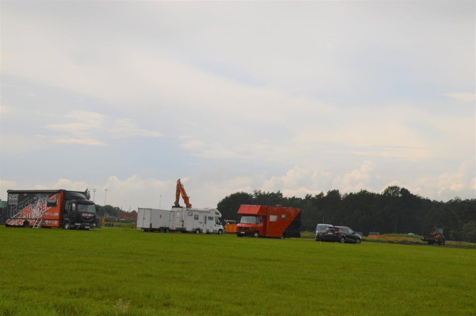 De opkuis van het terrein aan de Kleinheide maandag.