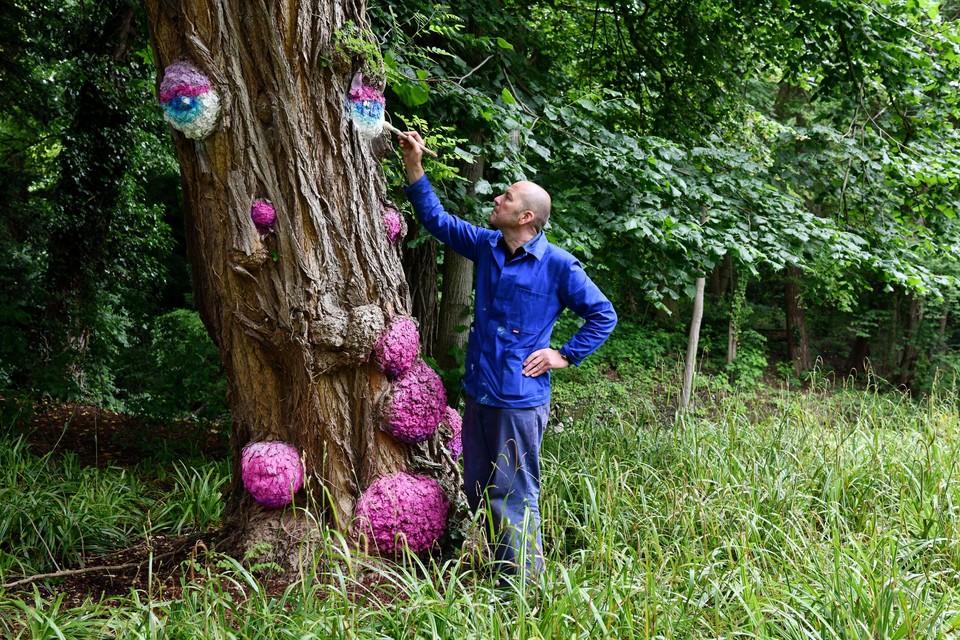Cartoonist Zaza in het Babbelbos.