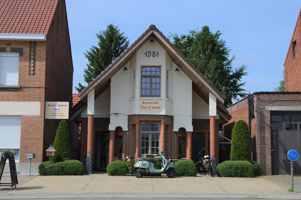 Tine’s Stoof kreeg een energetische renovatie, zonder afbreuk te doen aan de karaktervolle gevel.