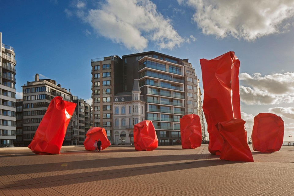 Het omstreden kunstwerk Rock Strangers van Arne Quinze op de zeedijk in Oostende was vijf jaar geleden het onderwerp van een gerechtelijk dispuut. 