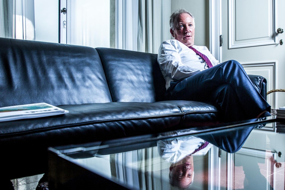 Tom Dechaene: “Er zullen niet veel particulieren zijn die meer dan 100.000 euro spaargeld bij de bank hebben.”