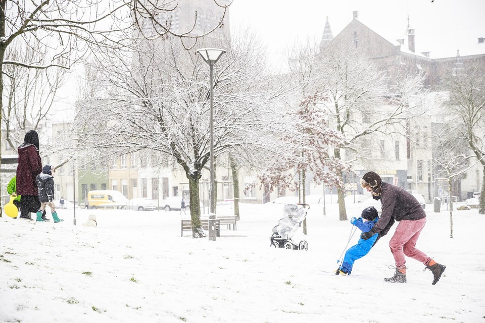 Het is ijskoud en Frank Deboosere wist een maand geleden al dat dat mogelijk in de lucht hing.