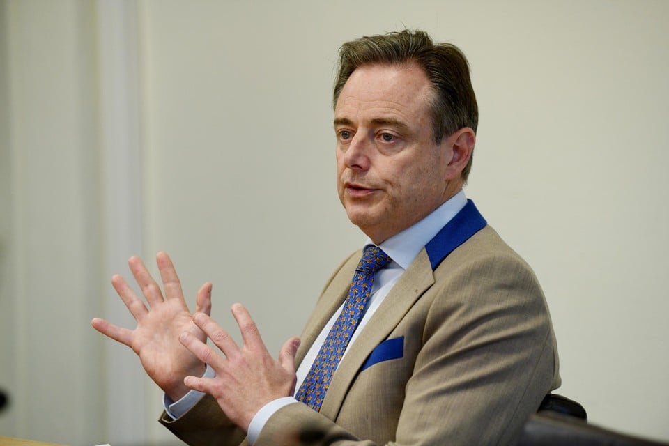 Bart De Wever (N-VA): “We rijden ons hopeloos vast in procedures.” 