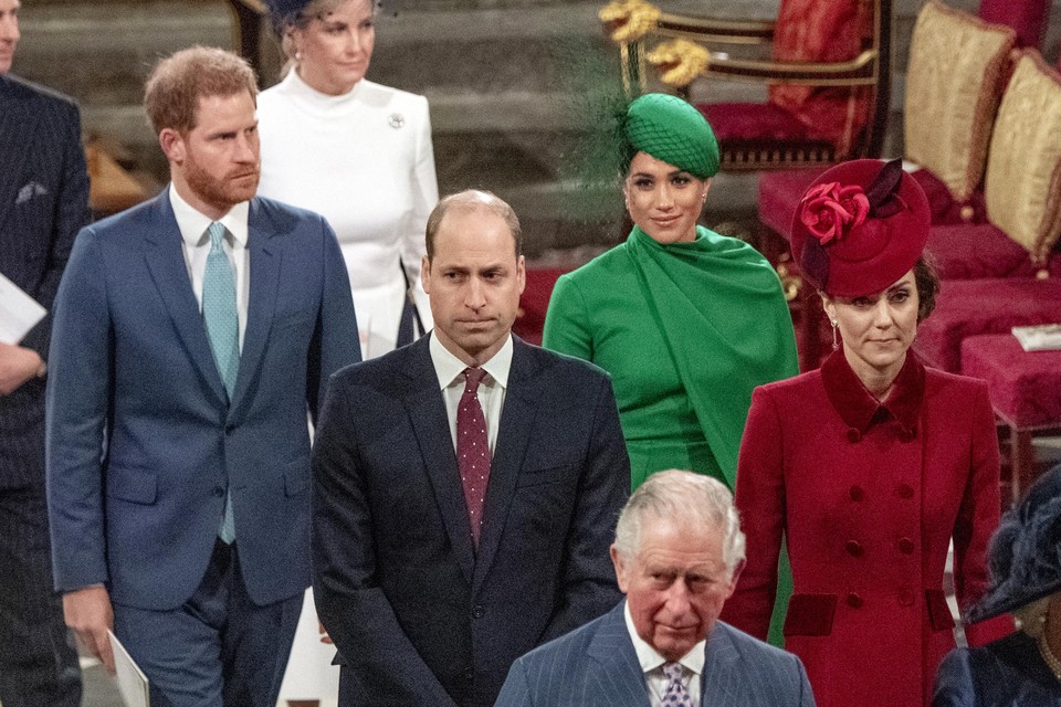 In 2020 is er nog een laatste gezamenlijk optreden van de broers. Sinds Harry de liefde van zijn leven voorstelde, botert het niet meer tussen de twee. Het verklaart deels waarom de ruzie in het koningshuis blijft escaleren.
