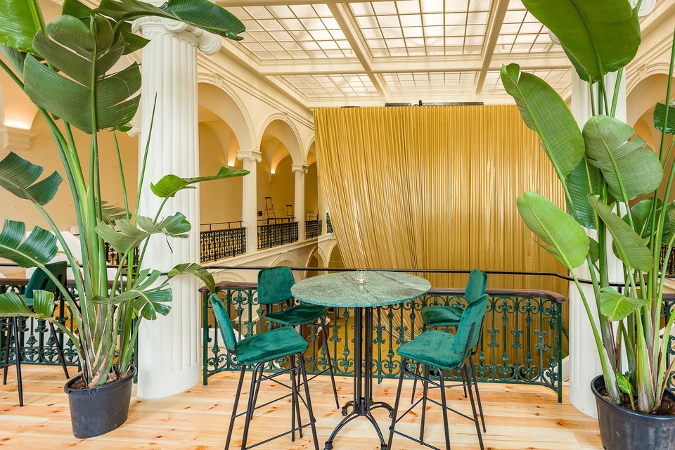Cinema Lumière Mechelen is gevestigd in de Oude Stadsfeestzaal.