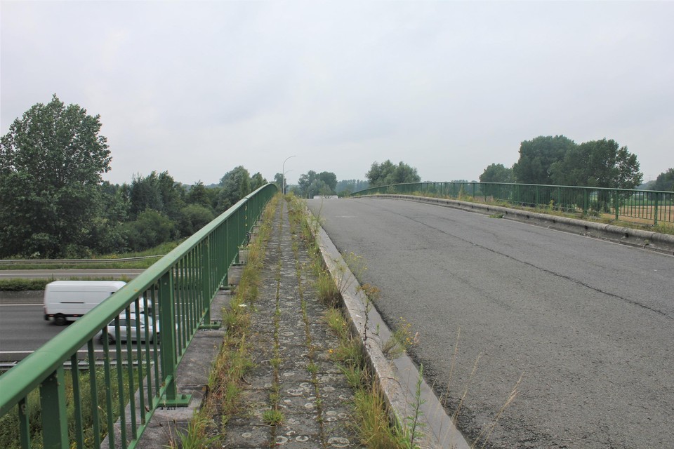 De brug kan wel een opknapbeurt gebruiken.