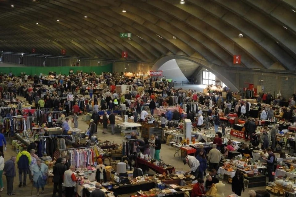 De Bras-rommelmarkt in de Nekkerhal.