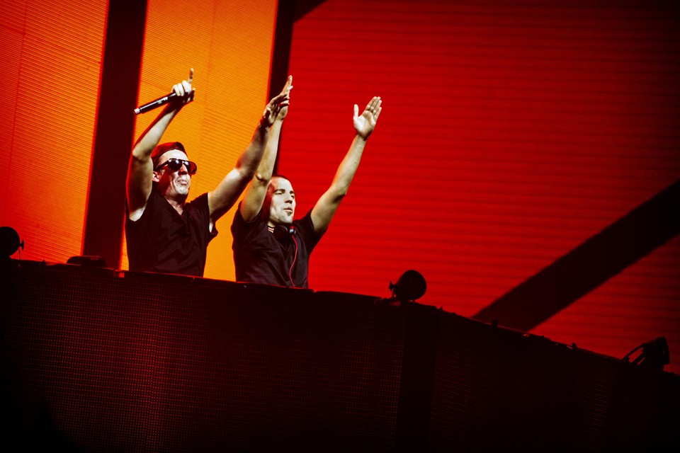 Dimitri Vegas en Like Mike bij hun allereerste Sportpaleis-show in 2013. 