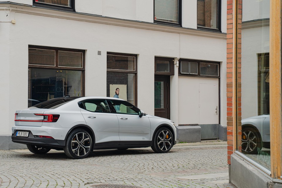 De Polestar 2 valt begin juni te testen in Herentals.