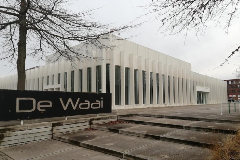 Fuifzaal De Waai in hartje Geel is geschikt als vaccinatiecentrum op voorwaarde dat de foyer geïntegreerd wordt met de feitelijke zaal.