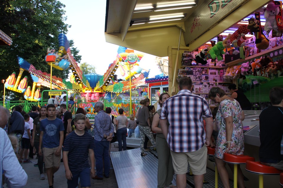 De kermis gaat door