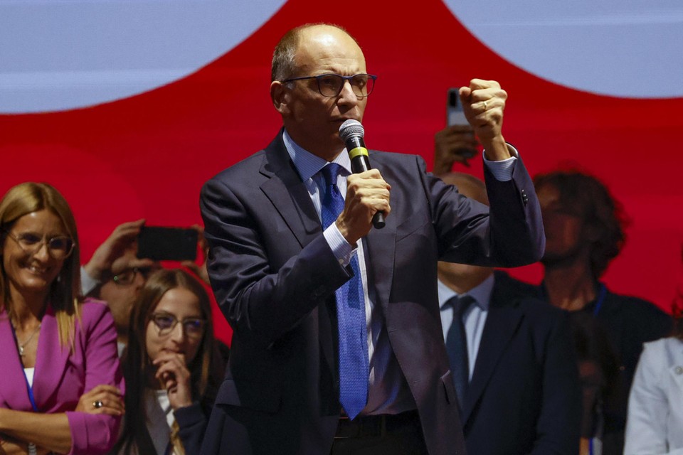 De grootste uitdager is oud-premier Enrico Letta. 