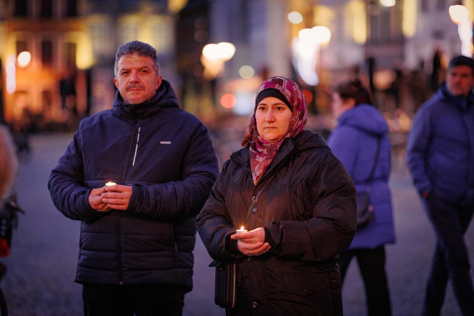Basim en Nisreen zijn enkele jaren geleden gevlucht uit Syrië. Hun familie ter plaatse is gelukkig oké.