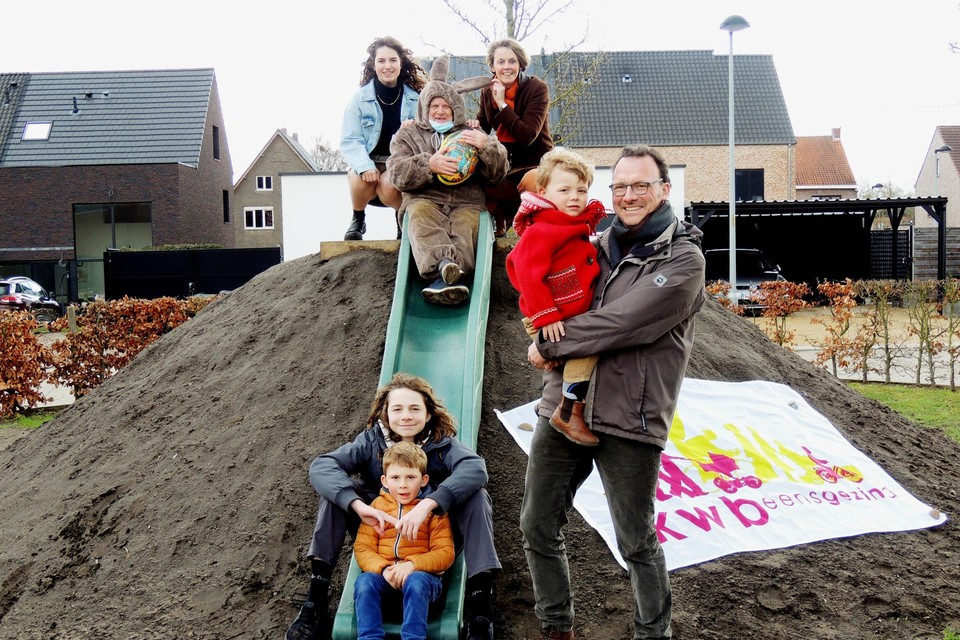 Op 1 april lanceert KWB Itegem in het dorp een smartphone zoektocht voor gezinnen en bubbels.
