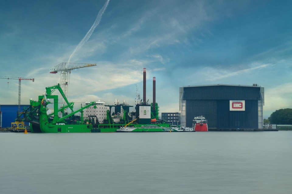 De Spartacus wordt momenteel op de Nederlandse scheepswerf IHC afgewerkt, maar vertrekt begin volgend jaar meteen naar Egypte voor de grootste baggerklus ooit voor Deme.