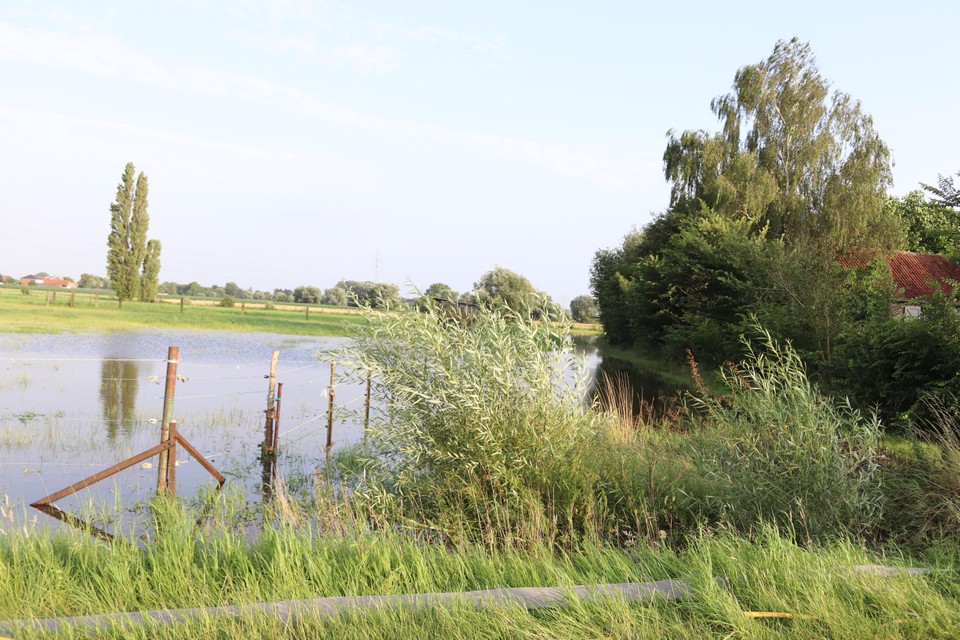 De velden stonden onder water.