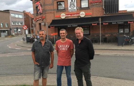 Alain Faber (midden) in 2018, toen met ‘Apollo Revisted’ tijdens de Eerste Nacht van de Cafés van vzw Kaaimannen een ode werd gebracht aan de discotheek.
