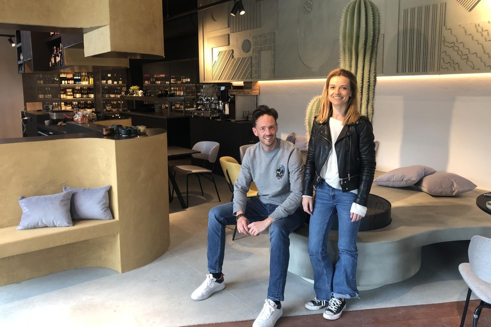 Piet-Hein van Spaendonck en Steffi Van de Sande openen in de Lebonsite in Turnhout hun nieuwe horecazaak Gastrobar Gaston.