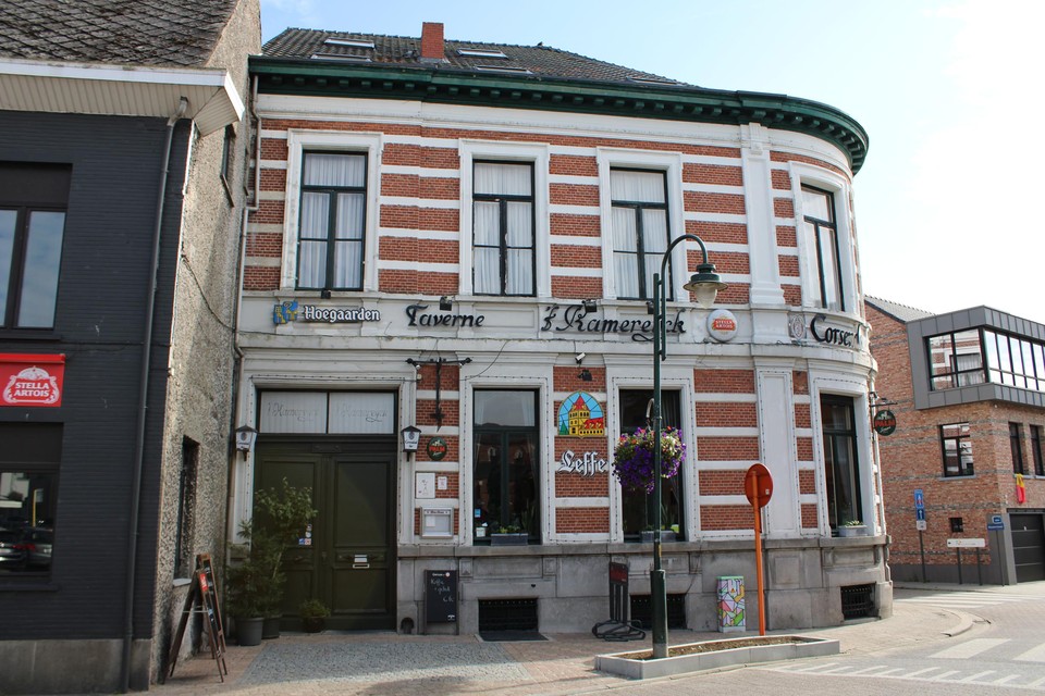 Eethuis ’t Kamereyck is gevestigd in een neoclassicistische gebouw.