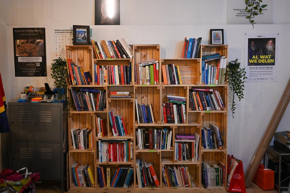 De bibliotheek van Kif Kif opent volgende week de deuren in Toko 139 in de Berchemse Statiestraat.