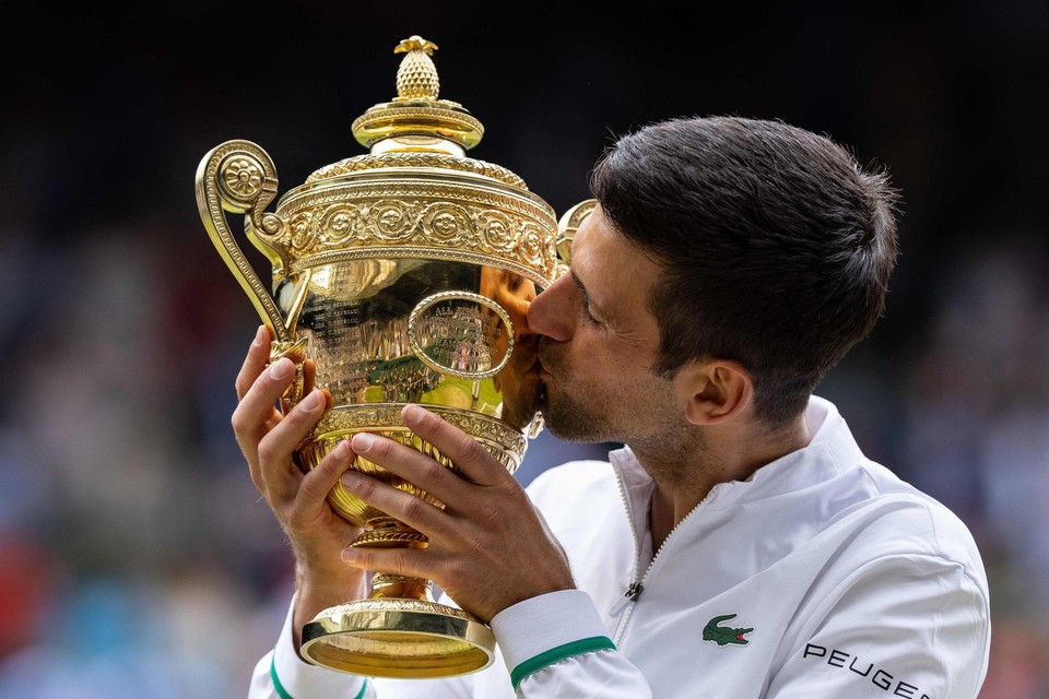 Novak Djokovic vliegt naar Tokio.