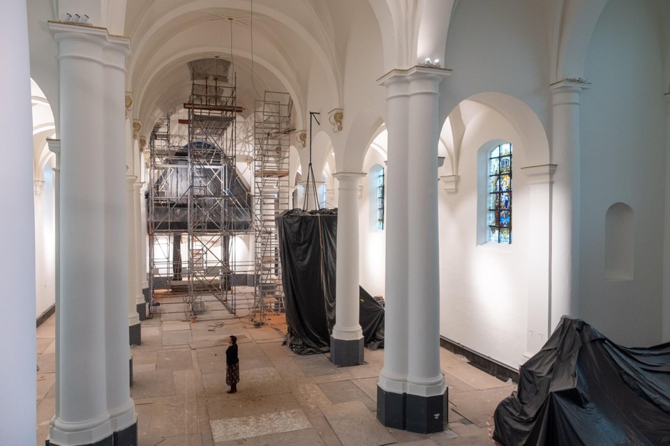 De grote renovatiewerken aan de Sint-Amanduskerk in Sint-Amands zouden eind november klaar moeten zijn. 