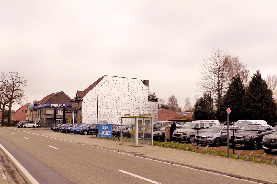 Er komt voorlopig geen Albert Heijn-supermarkt op de terreinen van de Peugeot-garage Pelka aan de Turnhoutsebaan in Kasterlee.