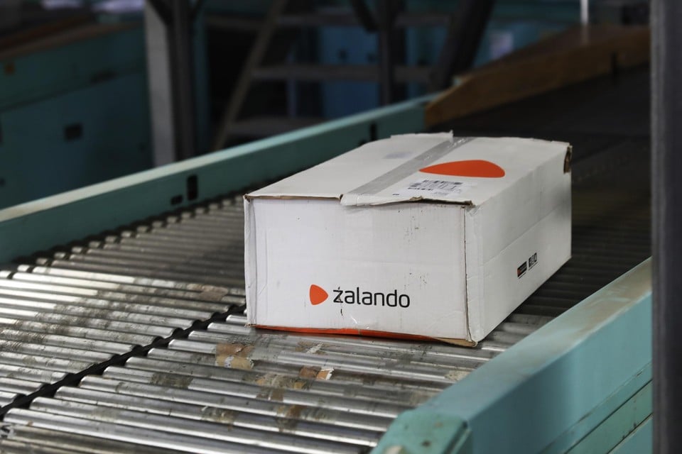 De verkoop van Zalando zou volgens het Duitse bedrijf in 2023 met 0,5 tot 3 procent dalen.