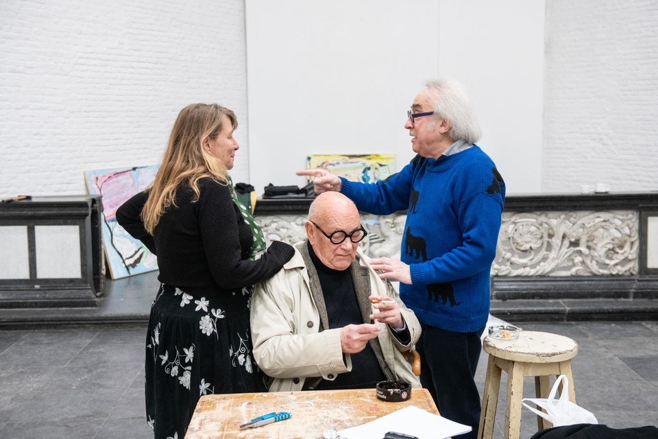 Gallery owner Adriaan Raemdonck during the construction of a retrospective exhibition in his gallery De Zwarte Panter. 