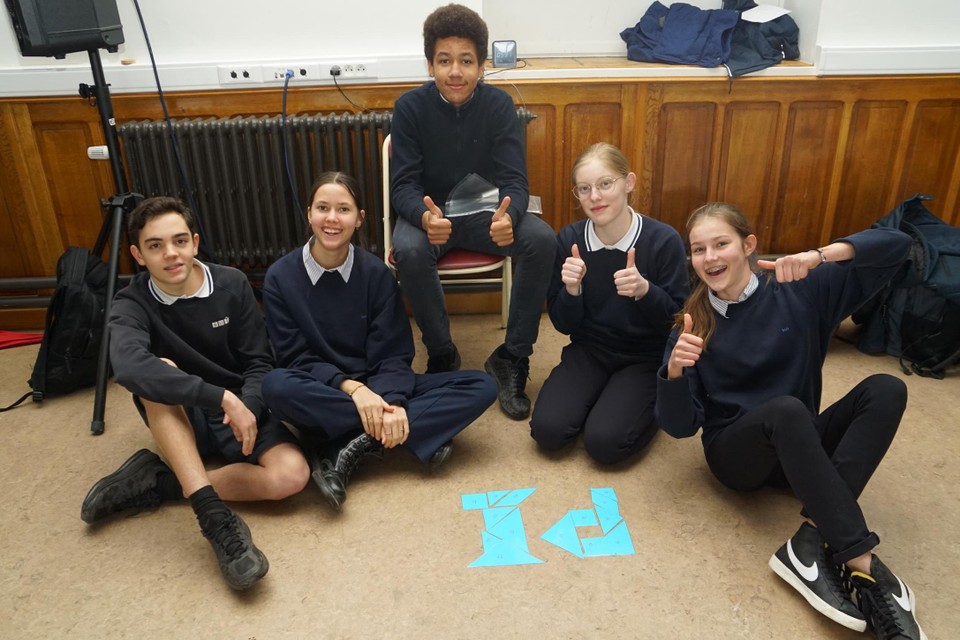 De leerlingen kregen opdrachten en uitdagingen die te maken hadden met het getal pi.