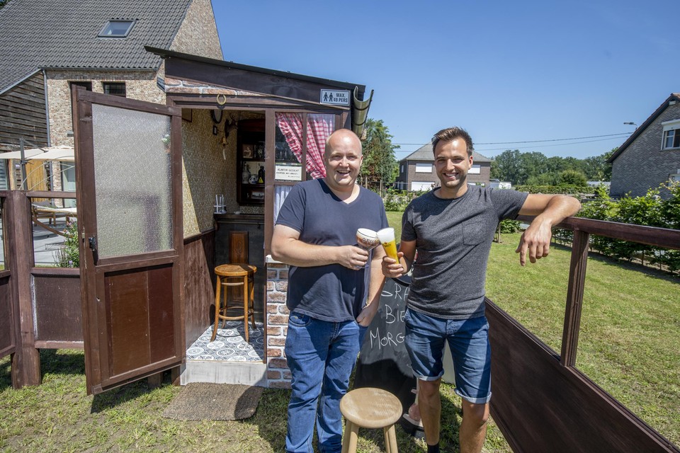 Bram en Jonas: “Als er zich ooit een tweede lockdown aandient, zijn wij toch zeker van een café in onze bubbel.”