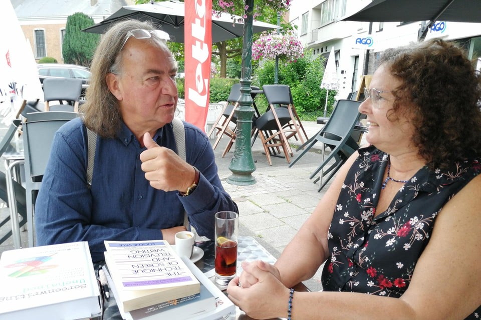 Eddy bezorgt Fanny Vercammen de eerste uitleg