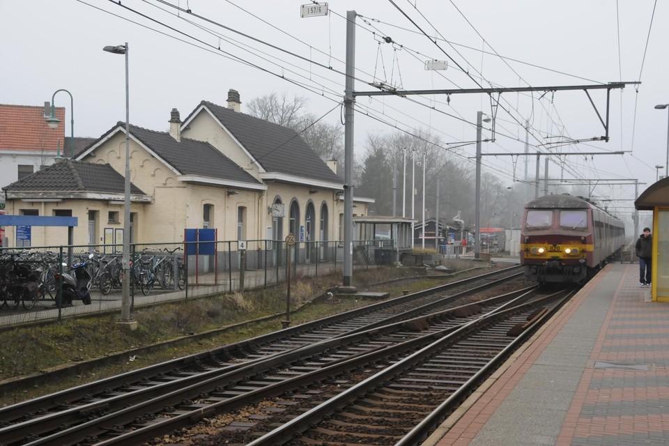 In oktober werkt Infrabel aan de spoorlijnen in Kapellen.