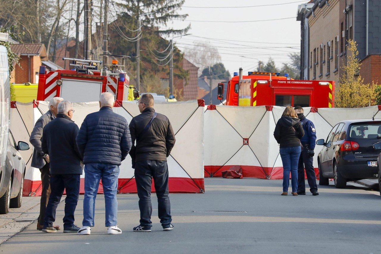 Bestuurder Die Inreed Op Groep Carnavalisten In Strépy Krijgt Dan Toch ...