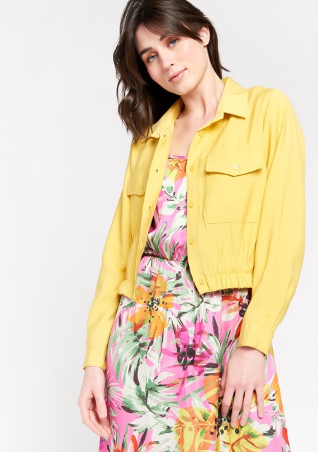 Jasje, 49,99 euro. Jurk, 59,99 euro.
