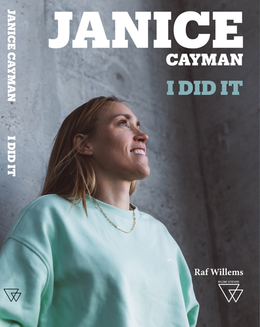 De cover van de biografie van Janice Cayman.