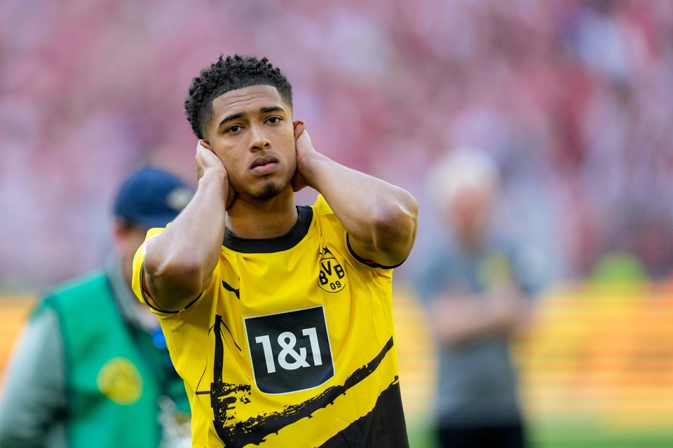 Jude Bellingham zag vorig seizoen de landstitel met Dortmund op de slotspeeldag uit handen glippen.