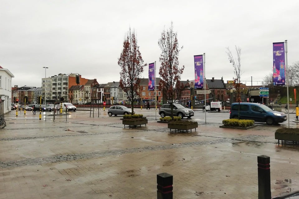 De stenen vlakte van het Hoogstratenplein krijgt een groene make-over.
